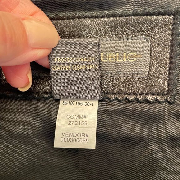 Banana republic black leather jacket size small - Picture 12 of 13